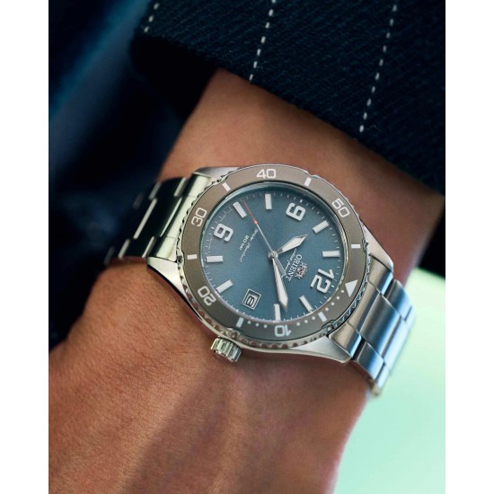 Ceas Barbati, Orient, Mako III Solar RA-WJ0002L
