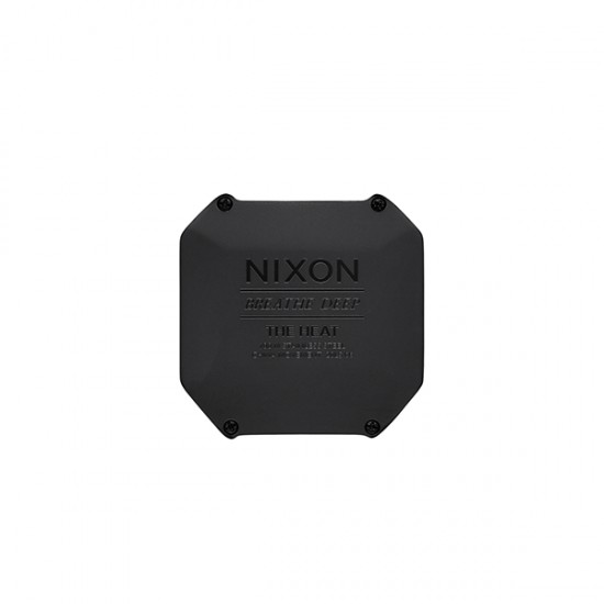 Ceas Nixon, Staple A1320-5071