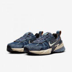Pantofi Sport Dama, Nike, V2K Run FN6703-400