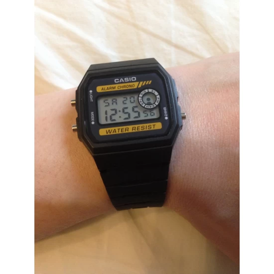 Ceas Casio, Collection F F-94WA-9HDG