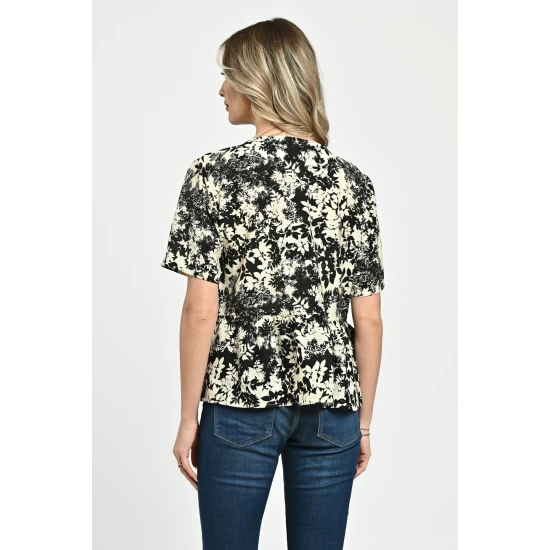 Bluza Dama, Peplum, din Viscoza, Crem cu Negru si model Floral